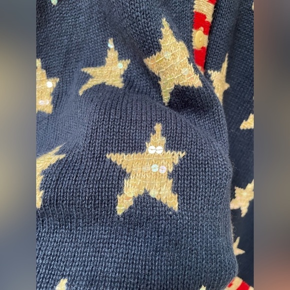 Vintage The Quaker Factory size L Red white and blue patriotic sweater - Picture 5 of 8